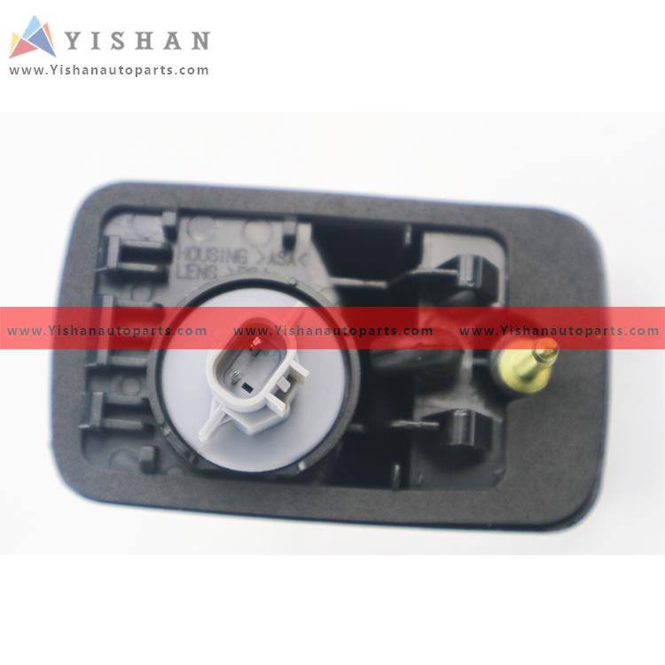 1.8974101810 isuzu side turn signal lamp