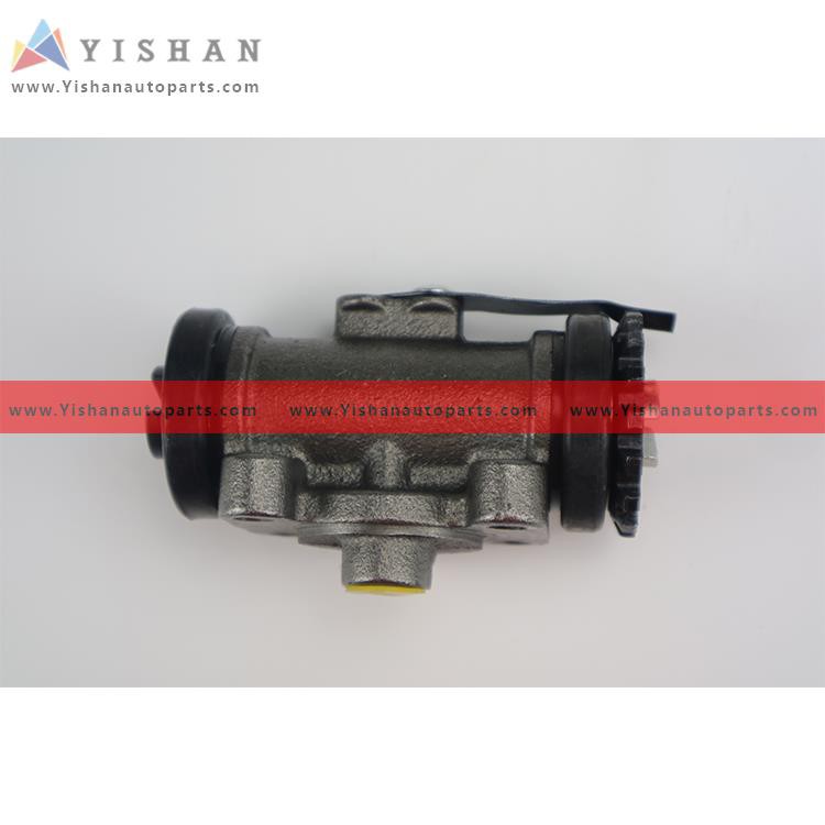 3 ISUZU  NKR 4JB1  Brake slave cylinder