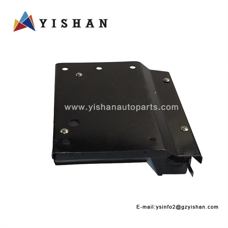 8852825251 ISUZU RELAY BOX